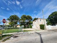 243 SW 10 Ave, Miami, Florida 33130, USA