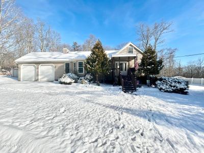 232 East Court, Cresco, Pennsylvania 18326, USA