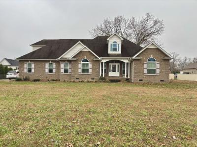 244 Lexington Circle, Manchester, Tennessee 37355, USA