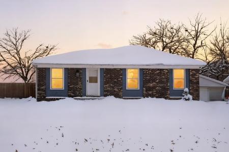1411 Skylane Drive, Norwalk, Iowa 50211, USA