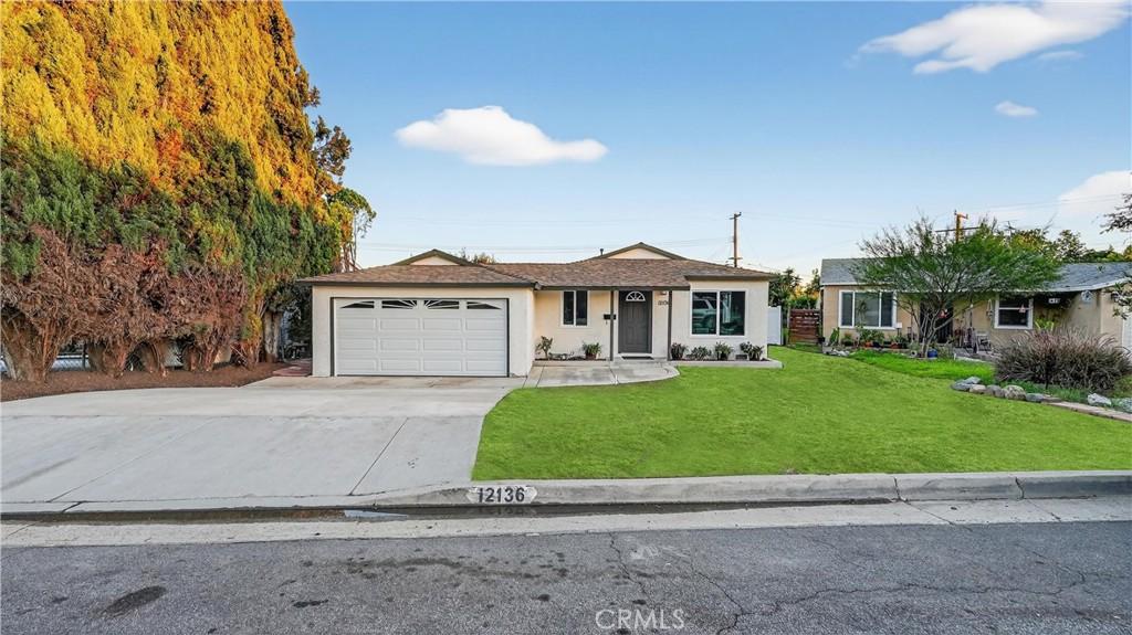 12136 Courser Street, La Mirada, Californie 90638, États-Unis