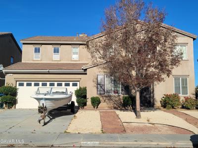 2021 Tangerine Street, Palmdale, California 93551, USA