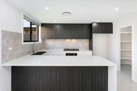 1 Ditzell Street, Catherine Field, NSW 2557, Australia