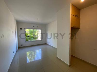 9 de Julio 890, Lomas De Zamora, GBA Sur 00001, Argentina