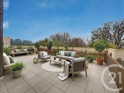 Lyon, Rhône-Alpes 69005, France