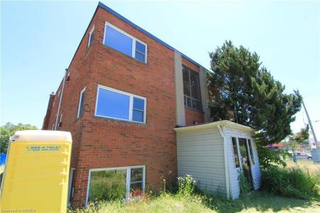 116 KING EDWARD AVENUE, Londres, Ontario N5Z 3T1, Canadá