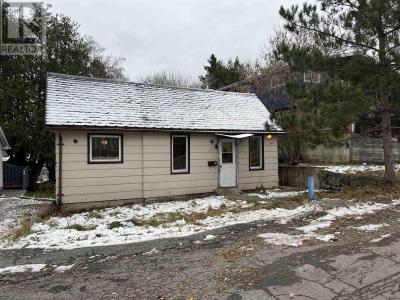 507 FOURTH AVENUE SOUTH, Kenora, Ontario P9N 1Z4, Kanada