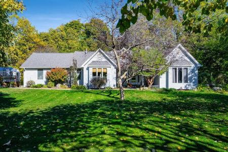 1126 CAMPBELL LANE, Kingsville, Ontario N9Y 2G4, Canadá