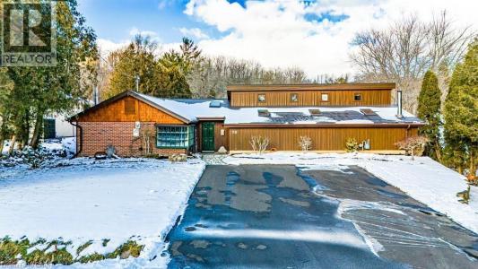 70 HOME STREET, Hamilton, Ontario L9H 5W3, Canada