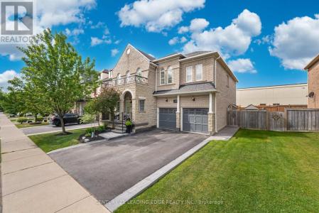 34 ROYAL LINKS CIRCLE, Brampton (vales Of Castlemore North), オンタリオ L6P 2Z9, カナダ