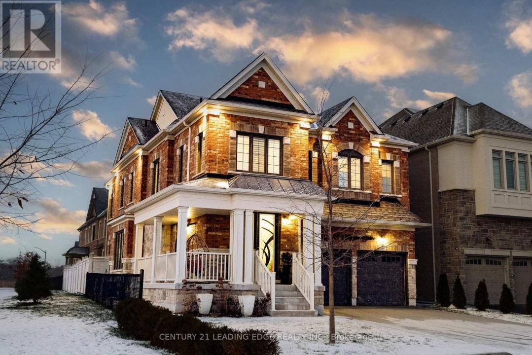 34 HUGGINS DRIVE, Whitby, Ontario L1P 0N4, Canadá