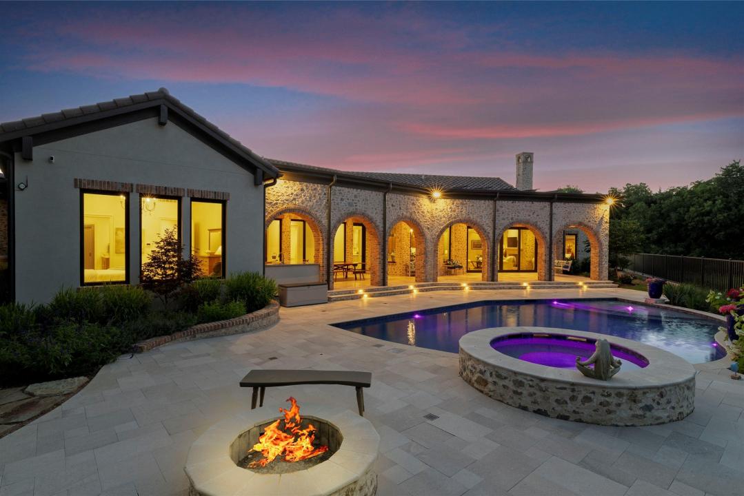 2401 Lower Brook Court, Southlake, Texas 76092