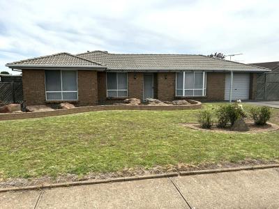 19 Nannigai Drive, Hallett Cove, SA 5158, Australia