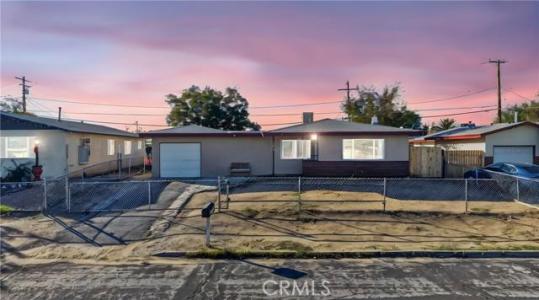 15254 Las Piedras Drive, Victorville, California 92395, USA