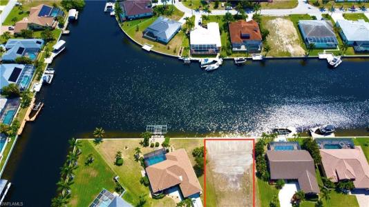 4335 SW 25th AVE, Cape Coral, Florida 33914