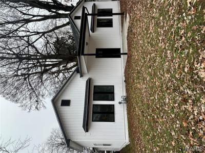 207 E Marshall Street, Charleston, ミズーリ 63834, アメリカ合衆国