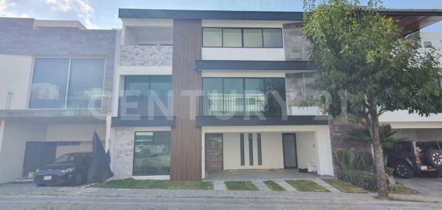 PARQUE DURANGO, LOMAS DE ANGELÓPOLIS CASCATTA ,, Ocoyucan, Puebla 72850, México