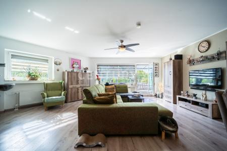 Meerbusch, Nordrhein-Westfalen 40667, Germany