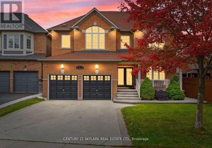 7 YELLOW AVENS BOULEVARD, Brampton (sandringham-wellington), Ontario L6R 0K5, Canada