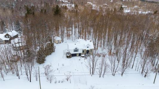 2310  Ch. Deschesne, Saint-Denis-de-Brompton, Quebec J0B 2P0, Canada