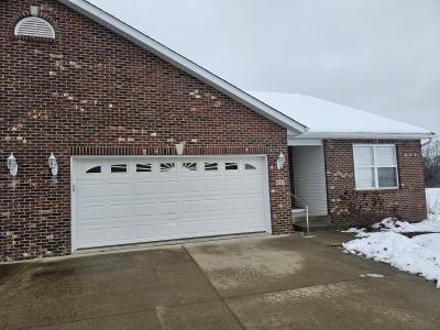 601 Elizabeth Drive, Litchfield, Illinois 62056, USA