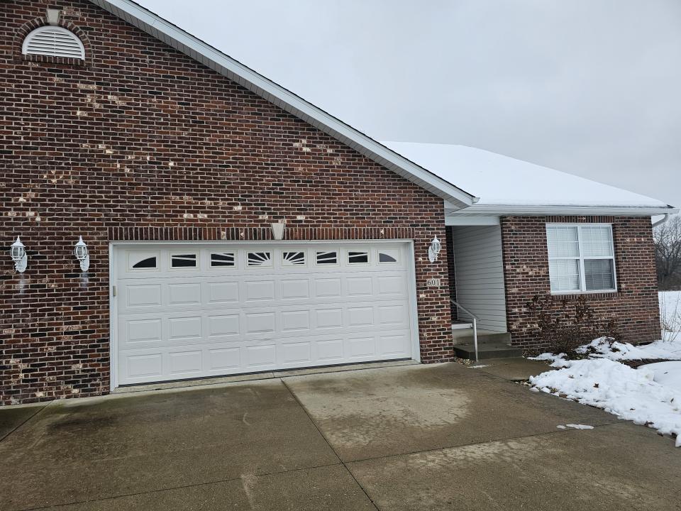 601 Elizabeth Drive, Litchfield, Illinois 62056