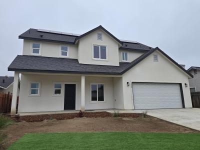 2032 E Pershing Avenue, Visalia, California 93292, HOA KỲ