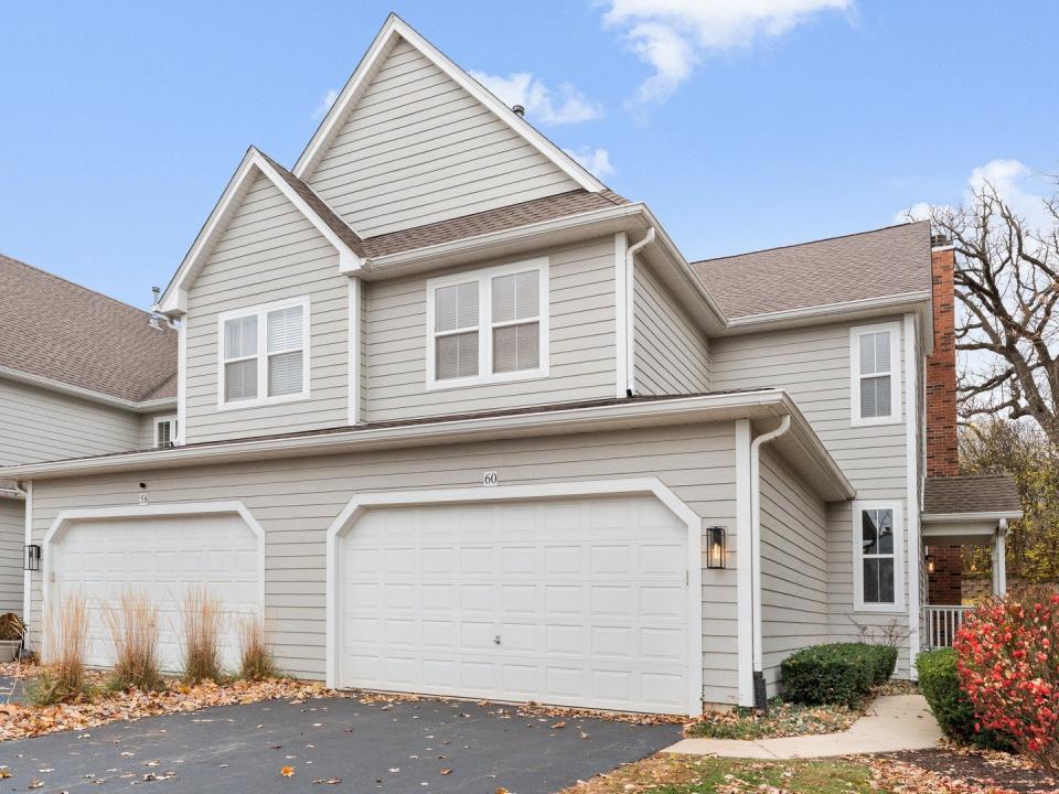 60 Tanglewood Drive 60, Glen Ellyn, Illinois 60137, Stati Uniti