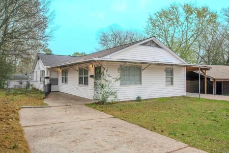 713 Oakwood Drive, Benton, Arkansas 72015, USA