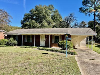 843 Greg Drive, Montgomery, Alabama 36109, USA