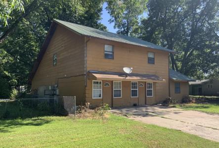 211-213 E. French Ave, Perkins, Oklahoma 74059, USA