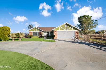 40246 W 11th Street West Street, Palmdale, California 93551