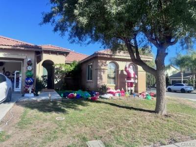 1382 Sunset, Perris, California 92571, USA