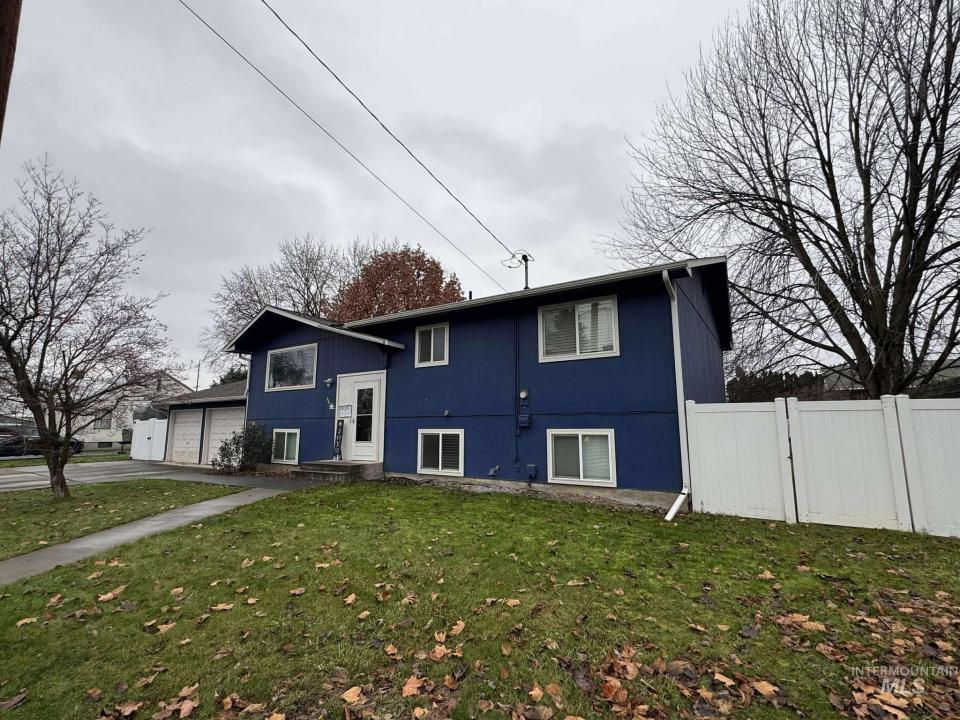 930 Preston Ave, Lewiston, Idaho 83501