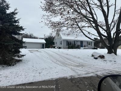 7426 Oak Highway, Charlotte, Michigan 48813, USA