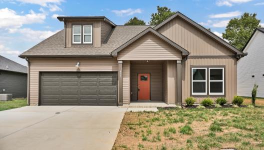 472 Herman Dr, Clarksville, Tennessee 37042, USA