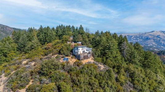 51950 Stivers Road, Laytonville, California 95454, USA