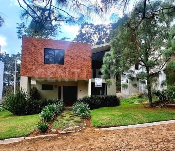 Circuito Jardín Real Poniente 248,, Mazamitla, ハリスコ 49500, メキシコ