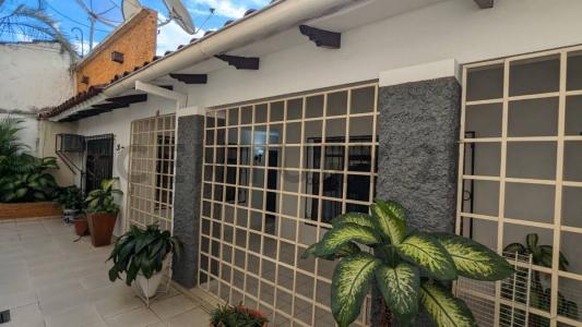 Calle Costa Rica 67, Norte, Santa Cruz 00001, Bolivia