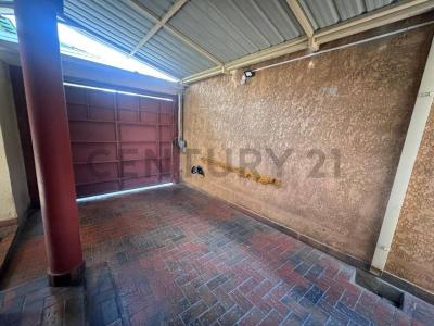 AVENIDA CARAPARI ESQUINA AVENIDA JAVIER CASTELLANOS , Juan Nicolay, Tarija 00001, 玻利维亚