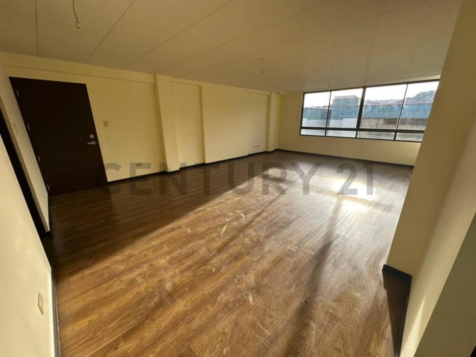 sobre la Avenida Avenida Aruntaya 01, Irpavi 2, La Paz 0000, Bolívia