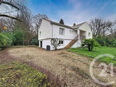 Nouan Le Fuzelier, Centre-Val De Loire 41600, France