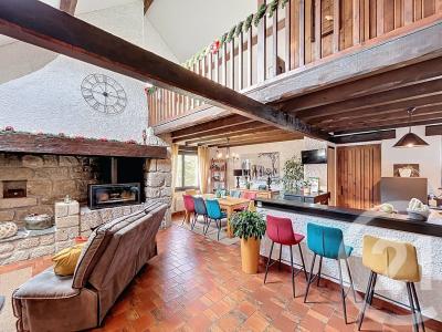 St Jeures, Auvergne 43200, France