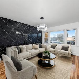 6849 S Keeler Avenue, Chicago, Illinois 60629, USA