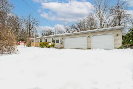 29131 W M 62 W, Dowagiac, Michigan 49047