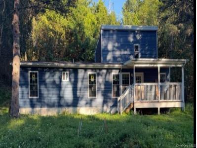 82 High Rock Road, West Coxsackie, NY 12192, USA