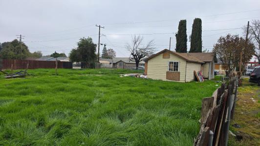 146 S Magnolia Ave Avenue, Farmersville, カリフォルニア 93223, アメリカ合衆国