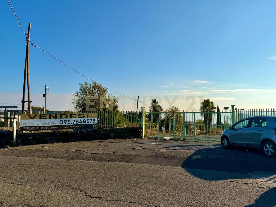 Via Cisterna Due Bocche, Acireale, Sicilia 95024, Italy