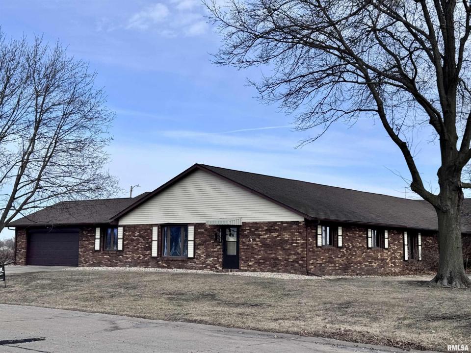 1823 S MADISON Street, Macomb, אילינוי 61455, ארצות הברית של אמריקה