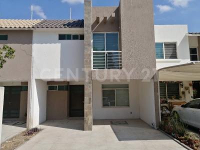 Via Campos Otoñales 525 Interior 112,, León, Guanajuato 37290, Mexico